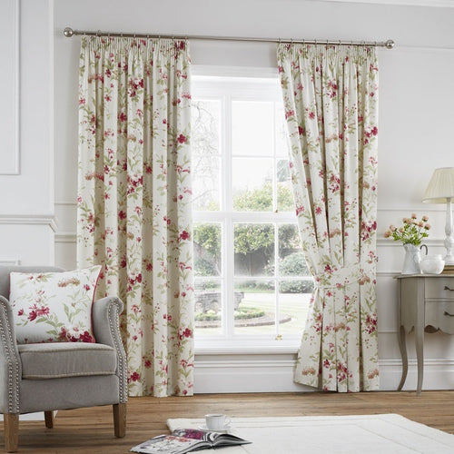 Ready Made Curtain Buying Guide | Curtains Guide | Terrys Fabrics